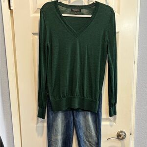 Banana Republic Christmas Green Merino Wool Sweater